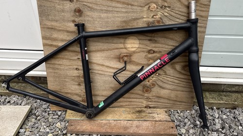 Pinnacle laterite road bike - 0,